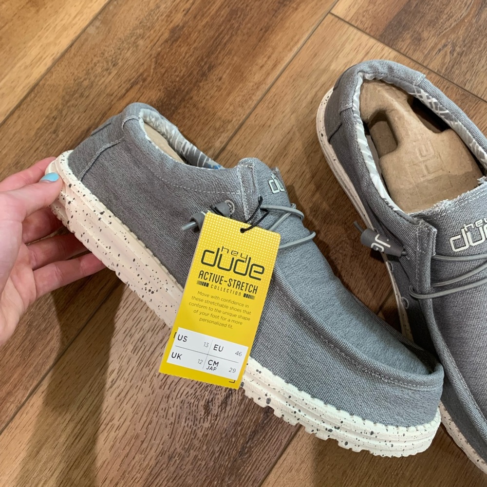 NWT Hey Dude Shoes